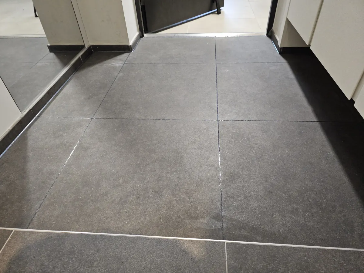 욕실 바닥 줄눈 교체 후